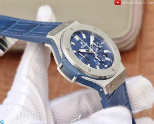 Đồng Hồ Hublot Replica 1:1 Chronohgraph 301.SX.7170.LR 24 Sử dụng chất liệu chính cho bộ vỏ là thép không gỉ,chiếc đồng hồ hiện lên với một diện mạo xa xỉ và đẳng cấp