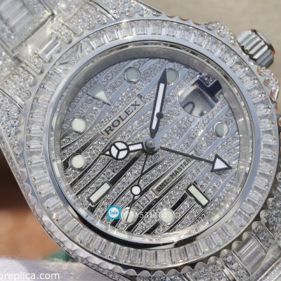 Thiết kế trẻ trung sang trọng của chiếc đồng hồ Rolex gmt master II review