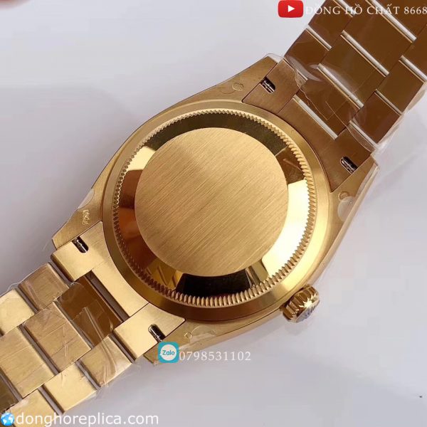 Lắp lưng kín của sản phẩm đồng hồ Rolex Thụy Sĩ