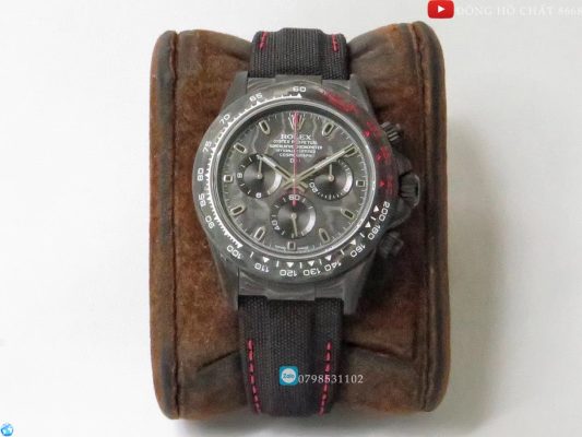 Đồng hồ Rolex nhái hiện đang được rất nhiều khác hàng quan tâm và sử dụng.