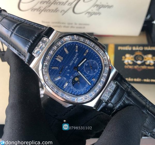 Đồng hồ Patek Philippe Nautilus blue dial – Trợ thủ đắc lực của mọi quý ông