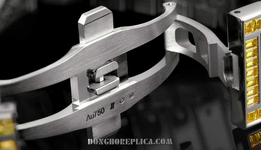 Hướng dẫn cách đeo đồng hồ Hublot đẹp và chuẩn xác nhất