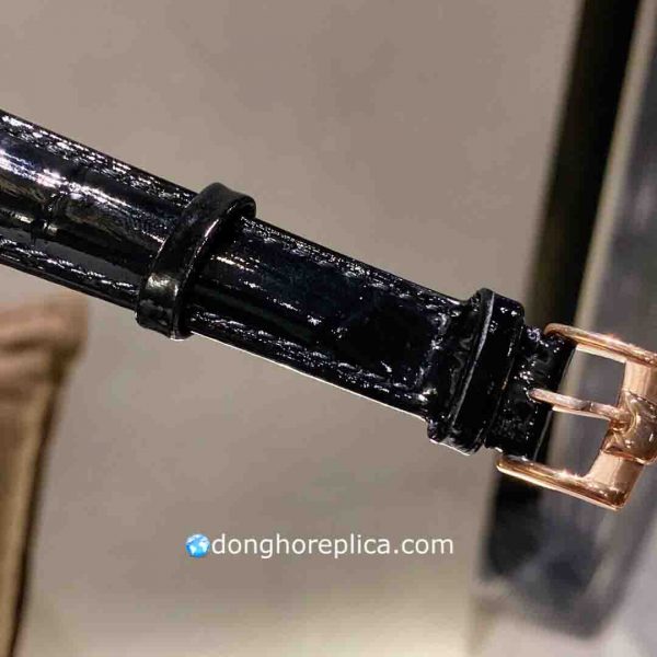 đồng hồ chanel trắng