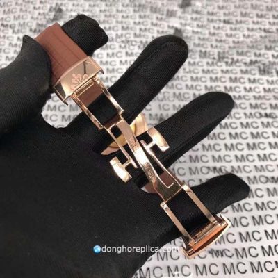 Đồng Hồ Chế Tác Vàng 18K Patek Philippe Aquanaut Độ Kim Cương