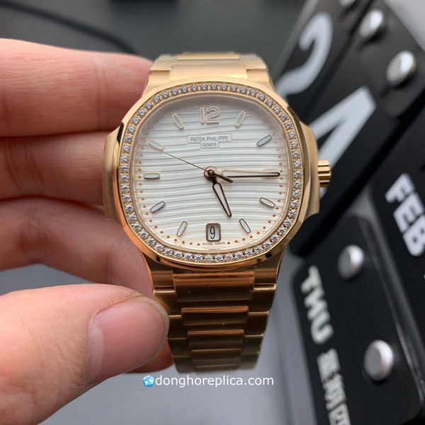 Đồng Hồ Nữ Patek Philippe Nautilus 7118-1200R-001 35.2mm Super Fake