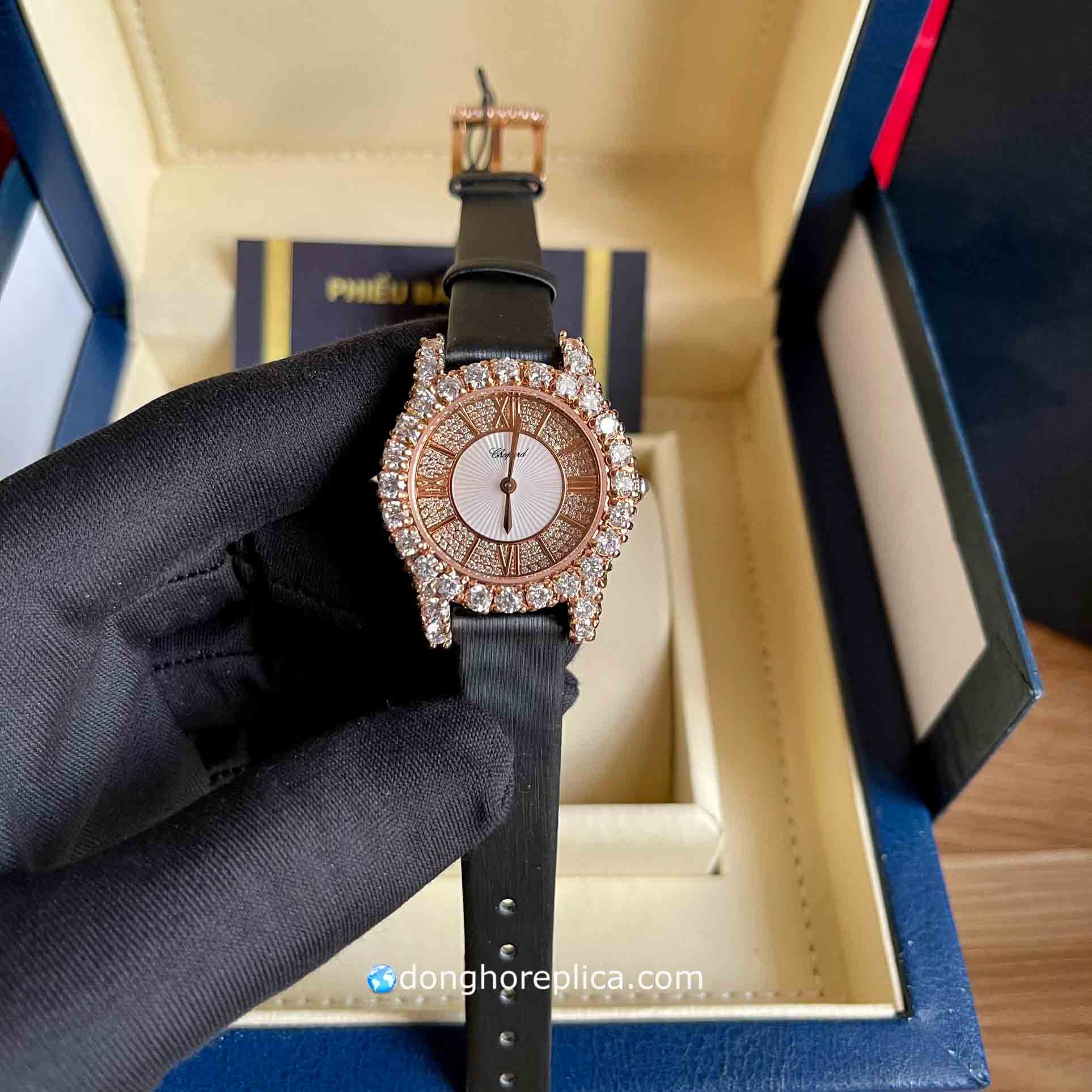 Thu mua đồng hồ Chopard Happy Sport chính hãng tại Gia Bảo Luxury