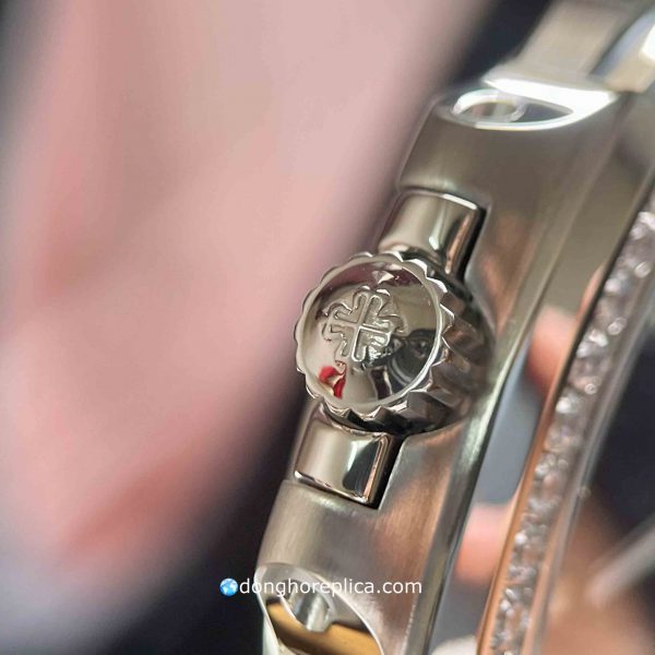 Đồng Hồ Patek Philippe Super Fake BST Nautilus 5711 Blue Dial Diamond 40mm