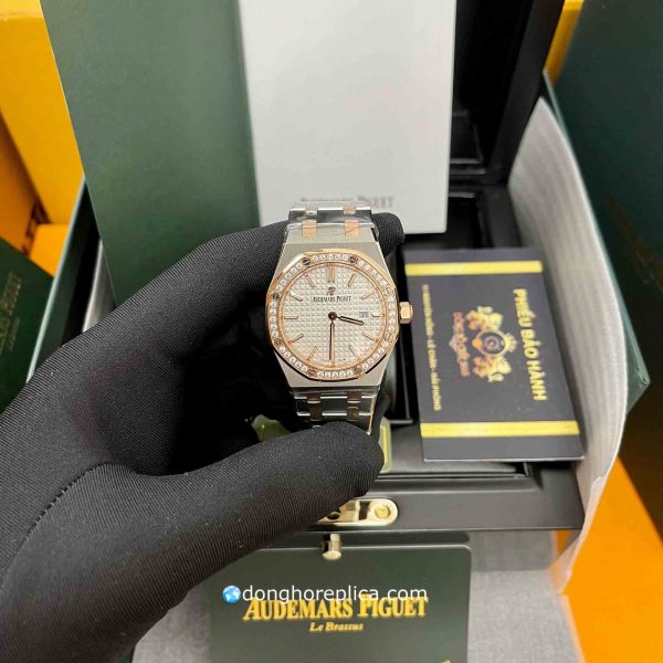 Đồng Hồ Nữ Audemars Piguet Super Fake BST Royal Oak 67651SR.ZZ.1261SR.01 Quartz