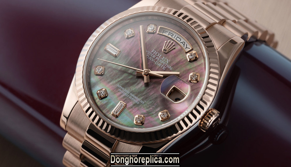 Mặt đồng hồ Rolex ngọc trai, mặt sau đồng hồ Rolex