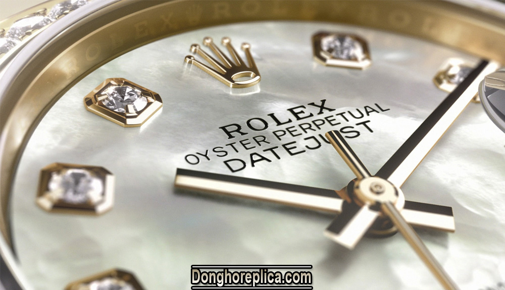 Phụ kiện trang trí độc đáo, mặt sau đồng hồ Rolex