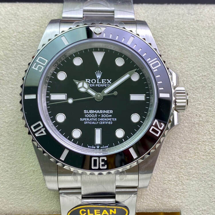 Đánh giá thiết kế đồng hồ Rolex Submariner Oyster Perpetual M124060-0001