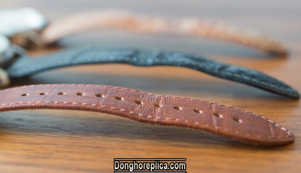 thay dây da đồng hồ Patek Philippe