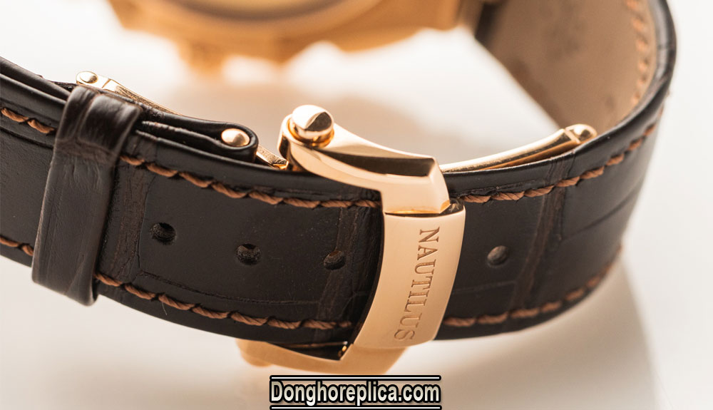 lựa chọn đơn vị thay dây da đồng hồ Patek Philippe