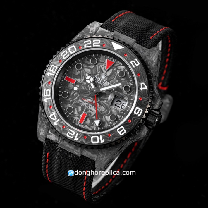Đánh giá chi tiết mẫu đồng hồ Rolex GMT Master II DIW Carbon Fiber Black & White