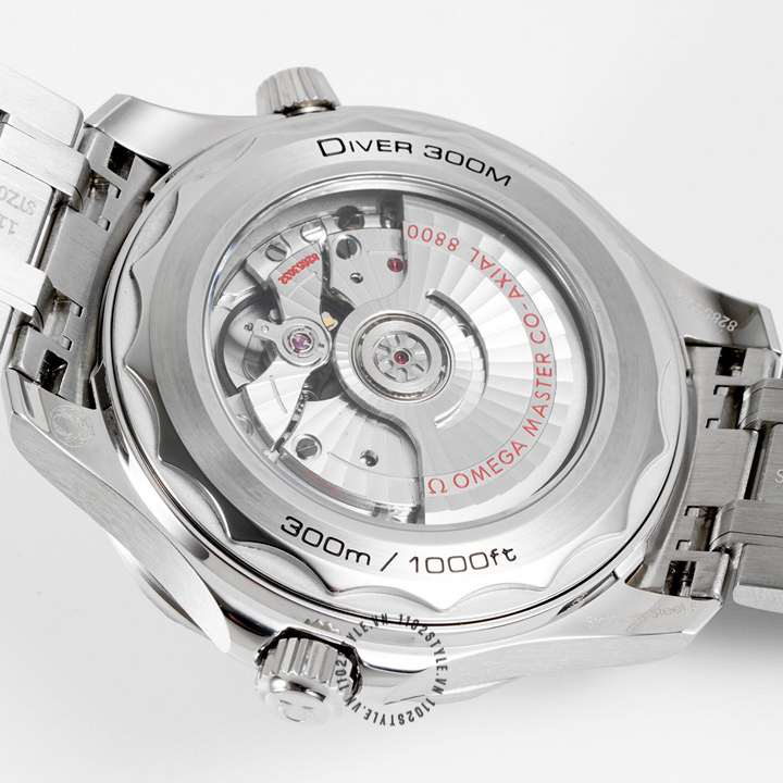 Bộ máy vĩ đại của chiếc đồng hồ Omega nam Seamaster 210.30.42.20.01.001 Diver 300M