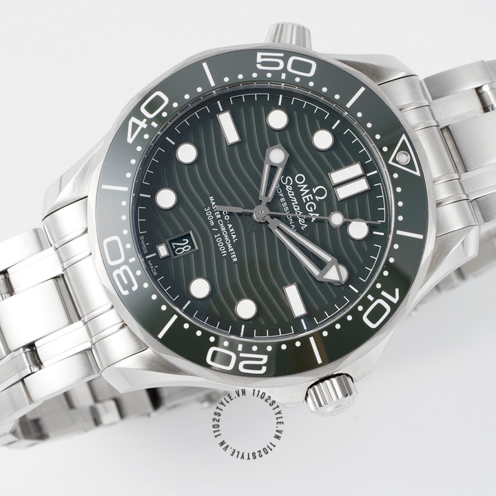 Đánh giá chi tiết mẫu đồng hồ Omega nam Seamaster CO‑AXIAL 210.30.42.20.10.001