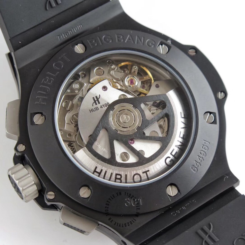 Bộ máy trang bị trên mẫu đồng hồ Hublot nam Rep 1 1 Big Bang 301.QX.1724.RX