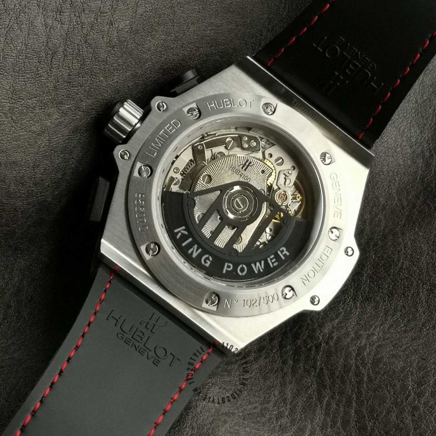 Bộ máy trang bị trên mẫu đồng hồ Hublot siêu cấp 1:1 Big Bang Ferrari 401.JQ.0585.NR