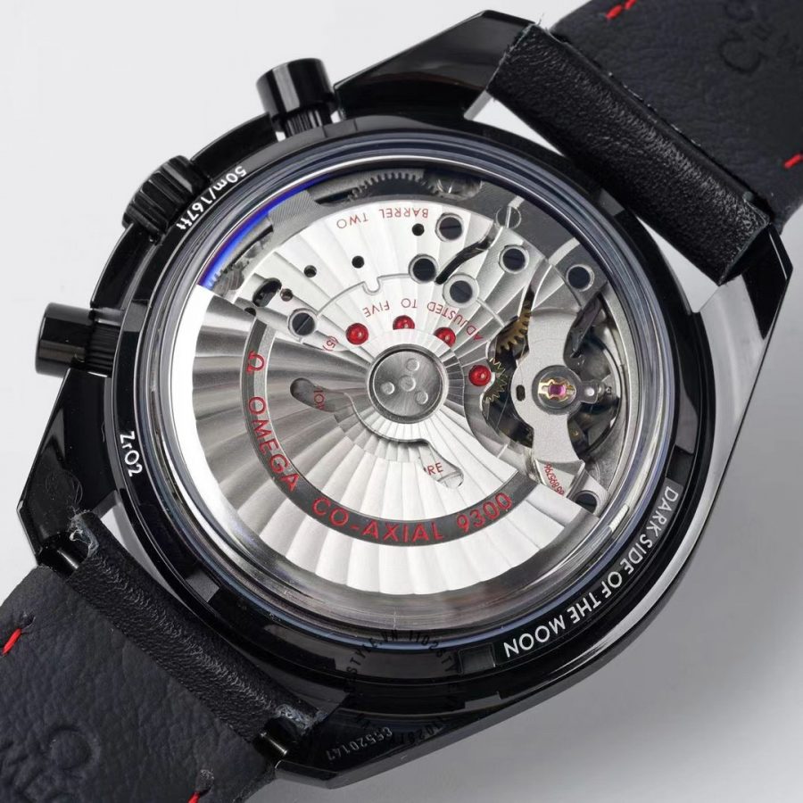 Mẫu đồng hồ Omega Speedmaster Black Dial 311.33.44.51.01.001 được trang bị bộ máy cơ học tuyệt vời