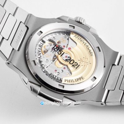 Thông số bộ máy của chiếc Patek Philippe 1:1 Nautilus Ref. 5711 Tiffany & Co