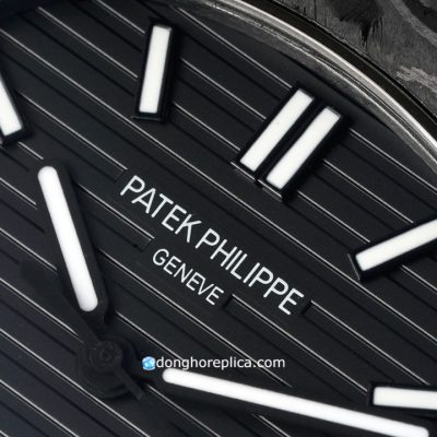 Đánh giá chi tiết mặt số của Patek Philippe Geneve Nautilus 5711 DIW Carbon