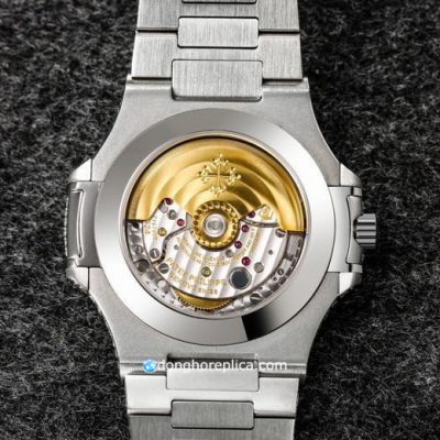 Bộ máy vận hành của đồng hồ Patek Philippe 1 1 Blue Dial Nautilus 5726/1A-014