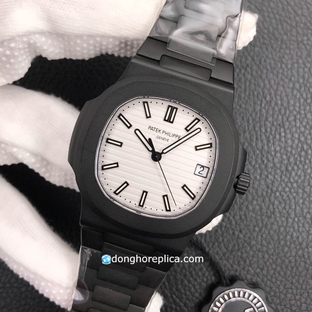 Đánh giá tổng quan đồng hồ Patek Philippe Rep 1 1 5711 Black & White Edition /10
