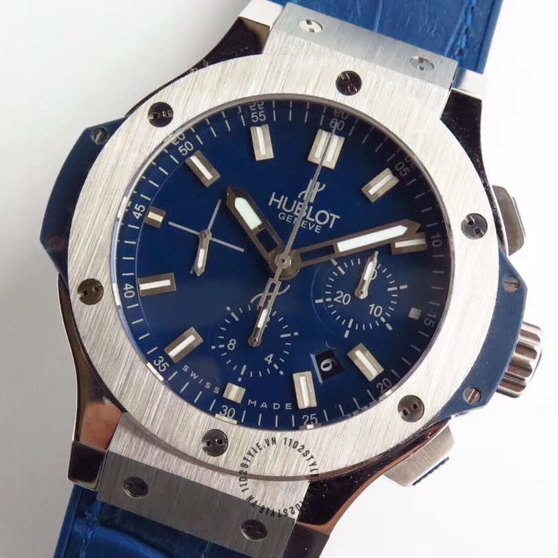 Thiết kế và chất liệu đồng hồ Hublot 1:1 Blue Geneve Big Bang 301.SX.710.RX