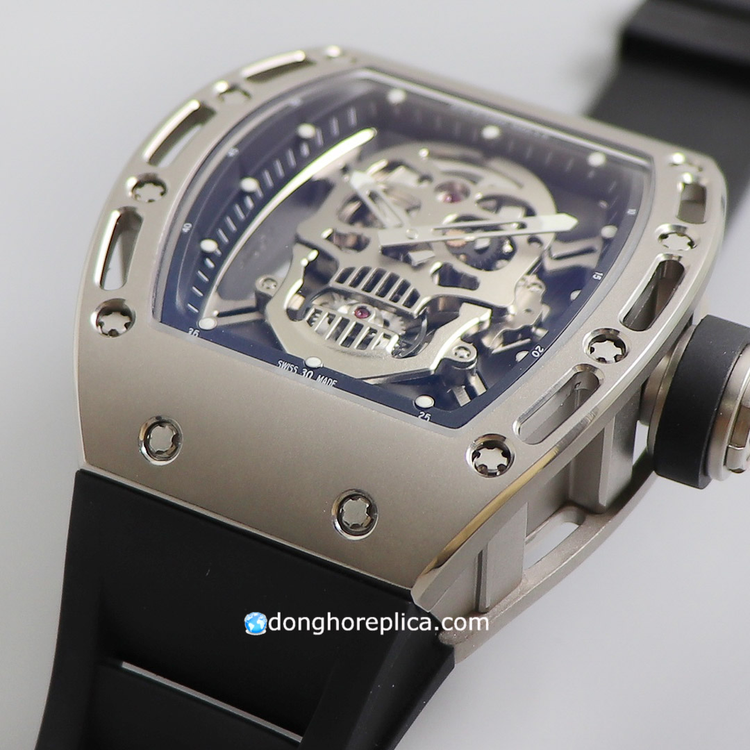 Thiết kế vỏ, núm và dây đeo của đồng hồ Richard Mille RM 052 Skull Tourbillon Replica 1:1