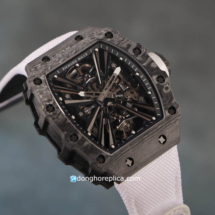 Kiểu dáng thiết kế đồng hồ Richard Mille giá tốt RM 012-01 Carbon TPT Black Dial