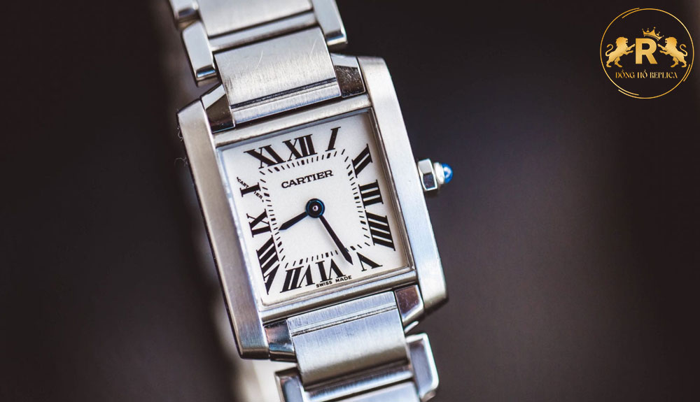 Địa chỉ bán đồng hồ Cartier nữ mặt vuông uy tín và chất lượng
